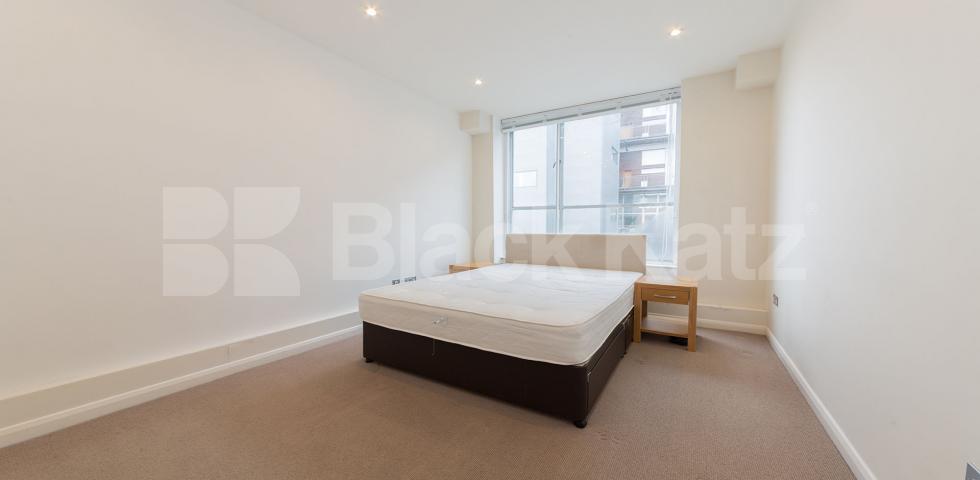 			STUNNING 1 BED WAREHOUSE APARTMENT, 1 Bedroom, 1 bath, 1 reception Flat			 ABILITY PLAZA-KINGSLAND ROAD, DALSTON/HAGGERSTON